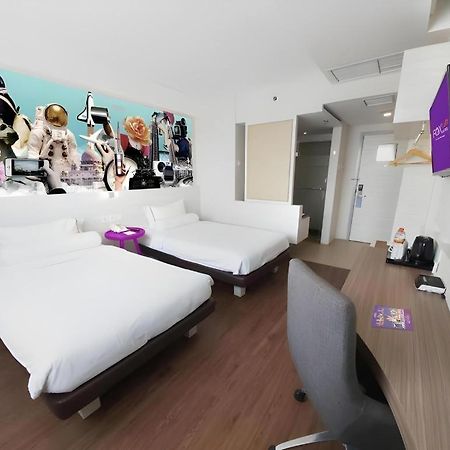 Royal Bay Hotel Makasar Zewnętrze zdjęcie
