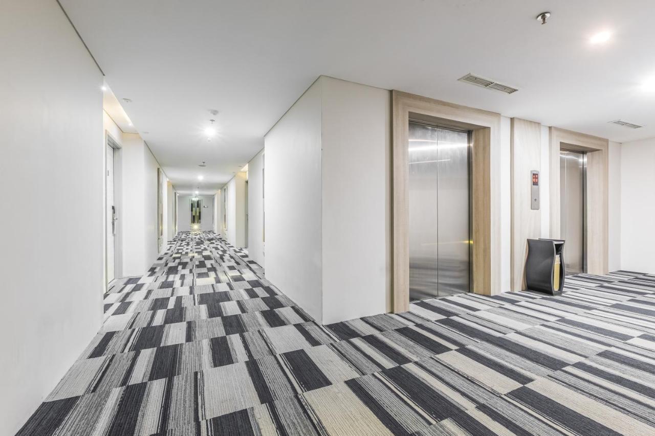 Royal Bay Hotel Makasar Zewnętrze zdjęcie