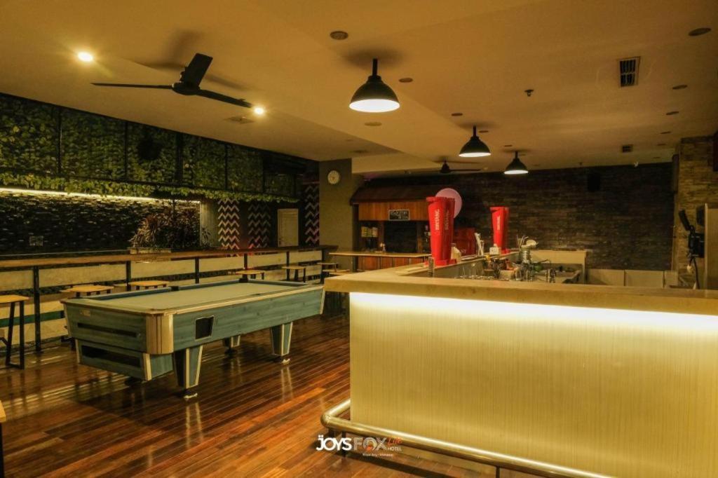 Royal Bay Hotel Makasar Zewnętrze zdjęcie