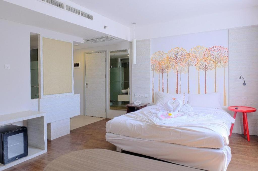 Royal Bay Hotel Makasar Zewnętrze zdjęcie